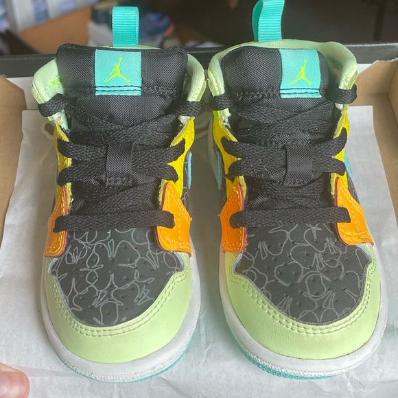 Air Jordan 1 Mid SE TD ‘Clover’ Black/Aurora Green Baby Toddler Sneakers Size 5C - Picture 3 of 8